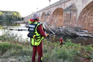 A Moulins (Allier), un adulte porté disparu sur la rivière Allier : il aurait tenté de secourir deux personnes en difficulté dans l'eau