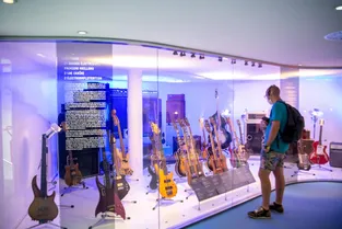 La prochaine exposition du Mupop, à Montluçon (Allier), sera consacrée à la guitare Gibson Les Paul
