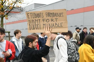 Allier : Plus de 350 lycéens mobilisés ce vendredi midi, à Moulins, Yzeure et Saint-Pourçain-sur-Sioule [mise à jour]