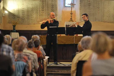 Duo de flûtes à l’église de Meillard