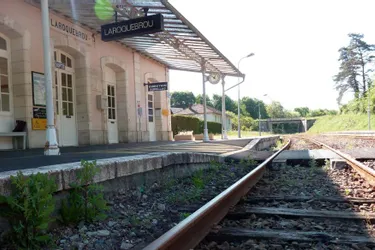 La CGT craint une fermeture de la seule gare encore ouverte entre Aurillac et Bretenoux