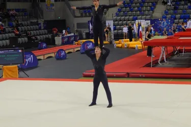 Gym acrobatique : Hovsepyan et Picaud visent le titre