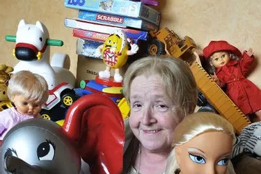 Depuis 1997, Marie-Louise Rodrigues collecte des jouets pour tous les enfants