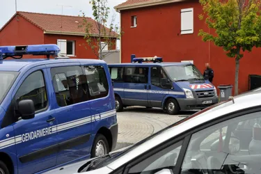 Les gendarmes interpellent plusieurs personnes à Montluçon