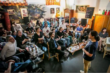 Quand les bars ouvrent leurs portes aux sciences : le festival Pint of Science s'invite à Clermont-Ferrand