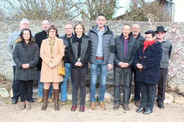 Municipales 2020 : Christophe Sarre présente sa liste à Saint-Julien-la-Geneste (Puy-de-Dôme)
