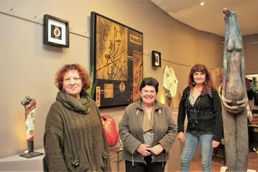 La galerie Rosa Da Rua accueille trois artistes
