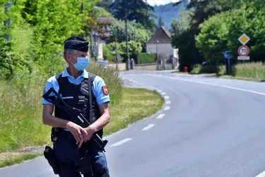 Dordogne : ce que l'on sait sur l'homme armé recherché