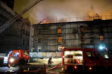 « Pomel, une figure d’Issoire en cendres » : il y a un an, le bâtiment partait en fumée