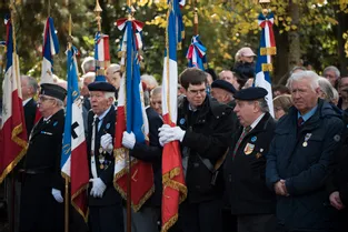 Qui étaient les porte-drapeaux aux commémorations du centenaire à Aurillac ?