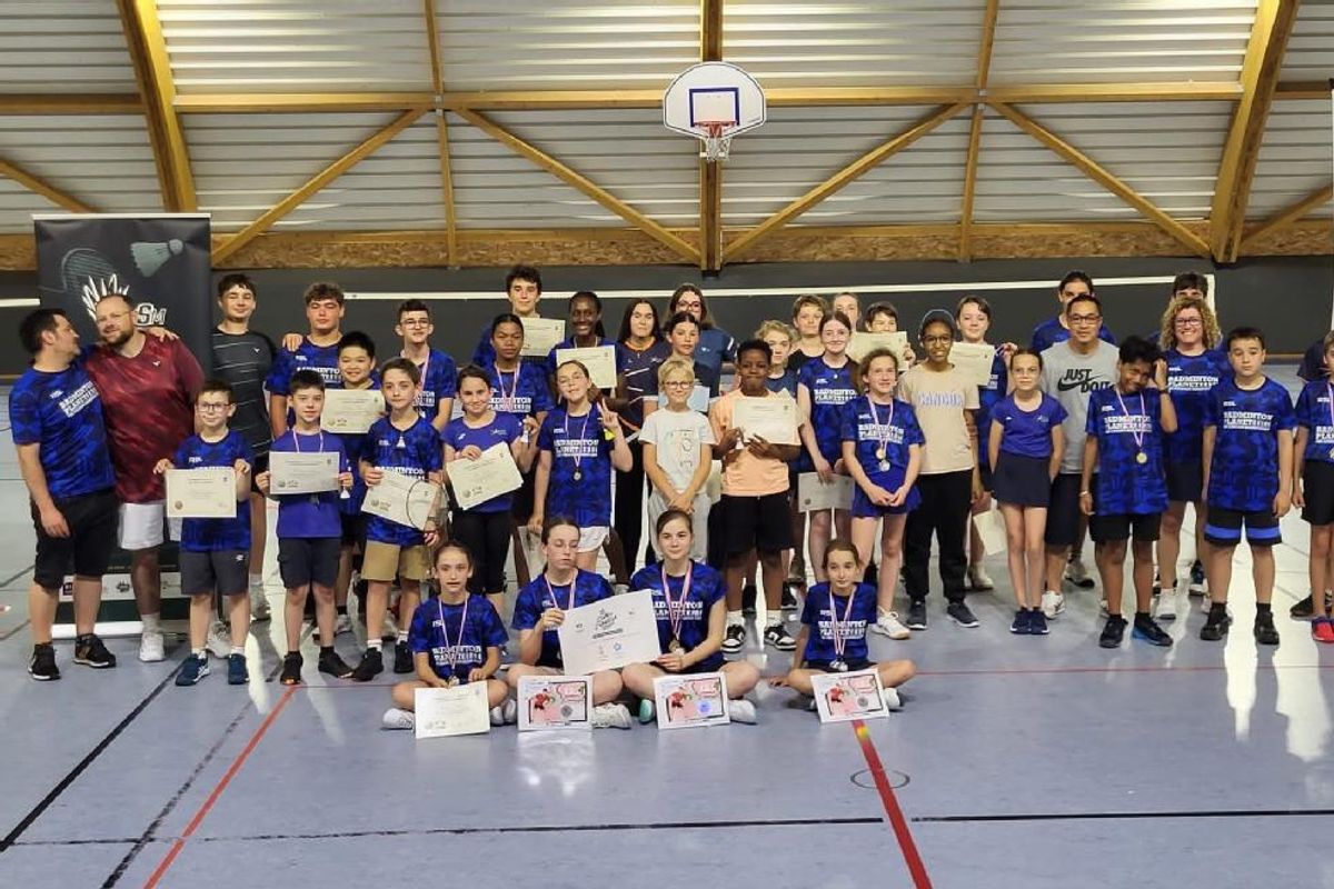 Saran Badminton Club: Unique Identity & Content Writing Focus