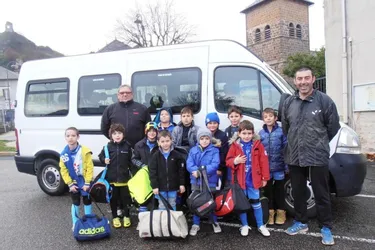 Un minibus pour les jeunes rugbymen
