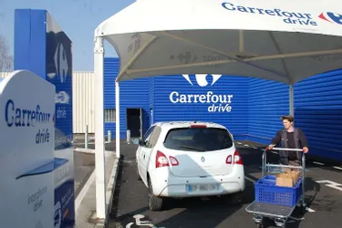 Un an après sa mise en service, le drive du Carrefour Market a trouvé son rythme de croisière