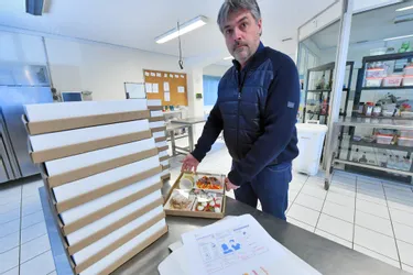 Julien Servantie, traiteur à Varetz (Corrèze) : "J'en suis déjà à 78.000 € d'annulation de contrats à cause du coronavirus"