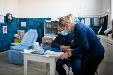 Coronavirus : une opération de dépistage organisée au sein du site Safran de Domérat (Allier)