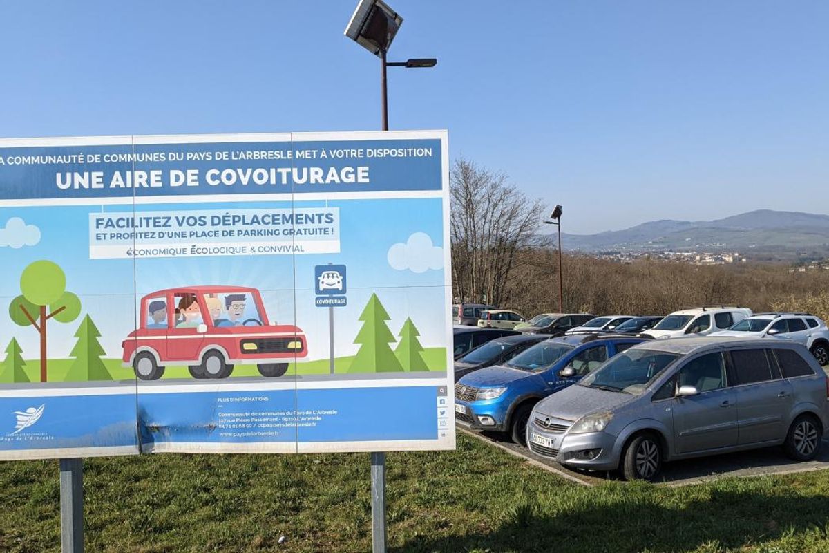 Covoiturage et autopartage sont de plus en plus prisés Le Pays Roannais — free download