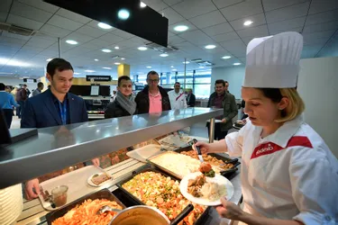 Plus de 500 salariés mangent tous les midis rue de Catarou à Clermont-Ferrand