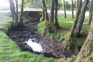 Le ruisseau La Madranges a sec