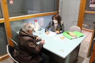 Les habitants d'Issoire de plus de 70 ans ont désormais droit à leur Pass senior