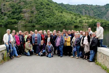 52 voyageurs dans les gorges de la Loire