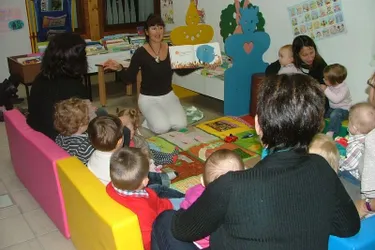 Six mille livres pour adultes et enfants attendent les lecteurs rue Condorcet