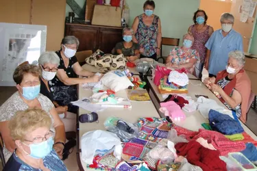 Les activités des tricoteuses d'Amis sans frontières reprennent