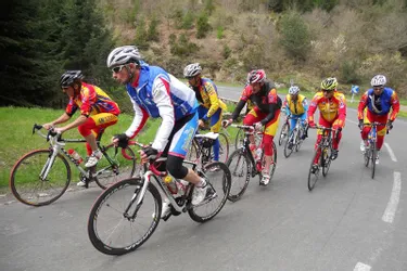 Les coureurs sanflorains ont reconnu sur leur vélo les deux grosses difficultés de l’épreuve.