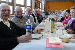 60 convives réunis au repas des aînés