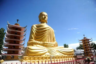 La pagode bouddhiste de Noyant-d'Allier rouvre ses portes aux visiteurs