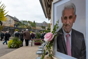 Un hommage républicain rendu à Jean-Claude Peyramard, maire de Saint-Hilaire-Peyroux (Corrèze)