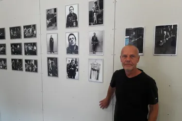 Joe Strummer des Clash dans l'objectif d'un photographe britannique installé en Creuse