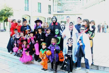 Les enfants fêtent Halloween dans les rues du centre-ville [PHOTOS]