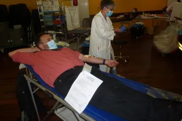 Deux nouveaux donneurs de sang