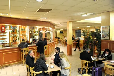 Et pourquoi pas un restaurant étoilé à la place du Buffet de la gare à Limoges ?
