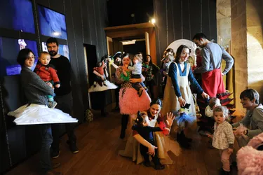Des visites pour les bébés au musée du costume de scène (CNCS) à Moulins