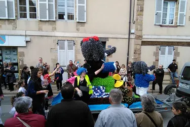 Suivez le carnaval de Moulins en direct !
