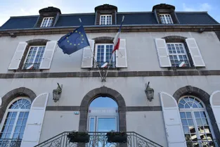 La campagne électorale s'est invitée au dernier conseil municipal de Chamalières (Puy-de-Dôme)