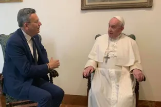 Le député du Puy-de-Dôme Michel Fanget à la rencontre du pape François au Vatican