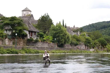 Argentat-sur-Dordogne, un paradis de la pêche à la mouche en Corrèze