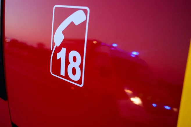 Pompier blessé lors d'un rodéo urbain à Évian : le conducteur mis en examen pour "tentative de meurtre" - L’Écho Républicain