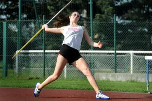 Alexine Tixier, record junior