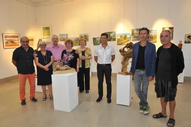 Les sept artistes présentent leurs œuvres à l’Orangerie