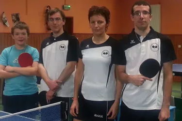 Malgré un effectif restreint, le club pongiste dispute le championnat du Cantal
