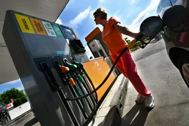 Pourquoi l'essence est-elle si chère à la pompe ? Les explications de l'économiste auvergnat Flavien Neuvy
