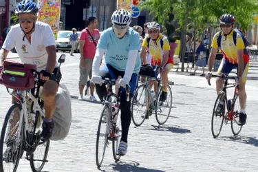 Le Lurcycois Robert Guyot a roulé 4.406 km à vélo à travers le pays en 40 jours du 1er juin au 10 juillet