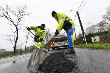 L'eau a fait des dégâts considérables sur les routes en Limousin
