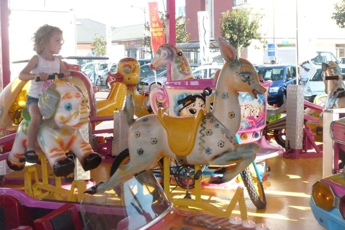 Une trentaine d’exposants, des manèges et des animations - L'Yonne ...