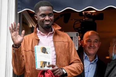 Le Goncourt pour le Sénégalais Mohamed Mbougar Sarr, Amélie Nothomb décroche le Renaudot