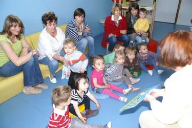 Une séance de lecture pour les bambins