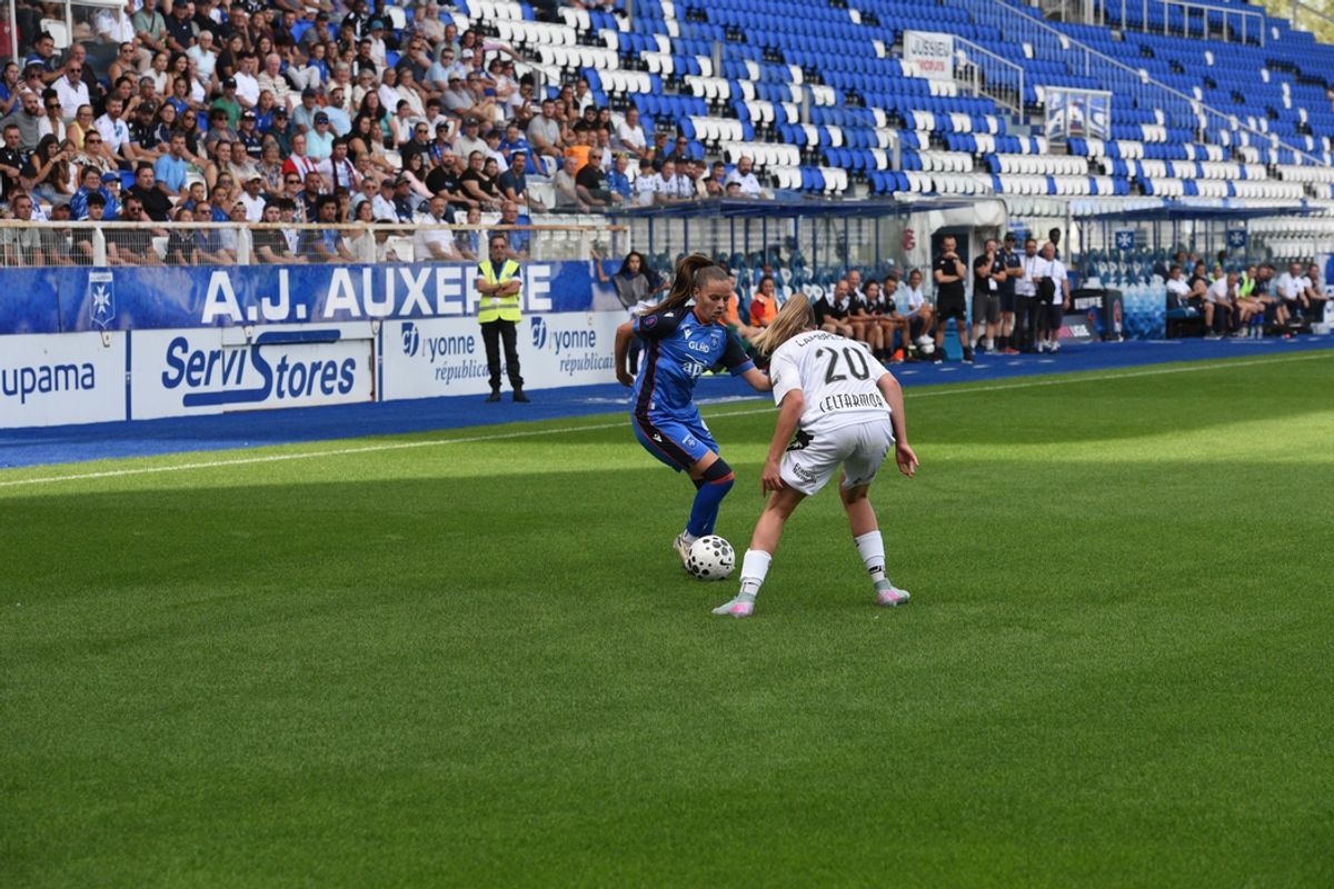 Les féminines de l'AJA au défi du derby bourguignon face au Dijon FCO